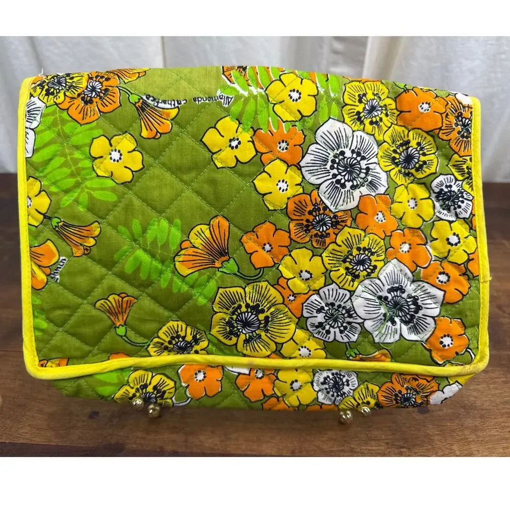 Design Thai Retro 60's Quilted Make-up Cosmetic Travel Bag Vibrant Colors Floral